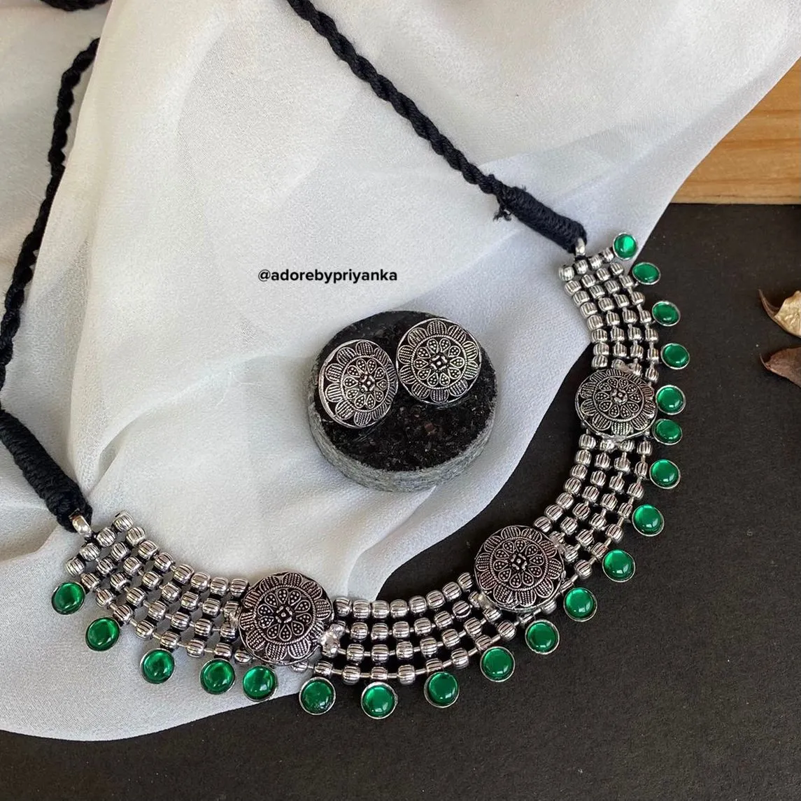 Alaina Neckpiece With Stud