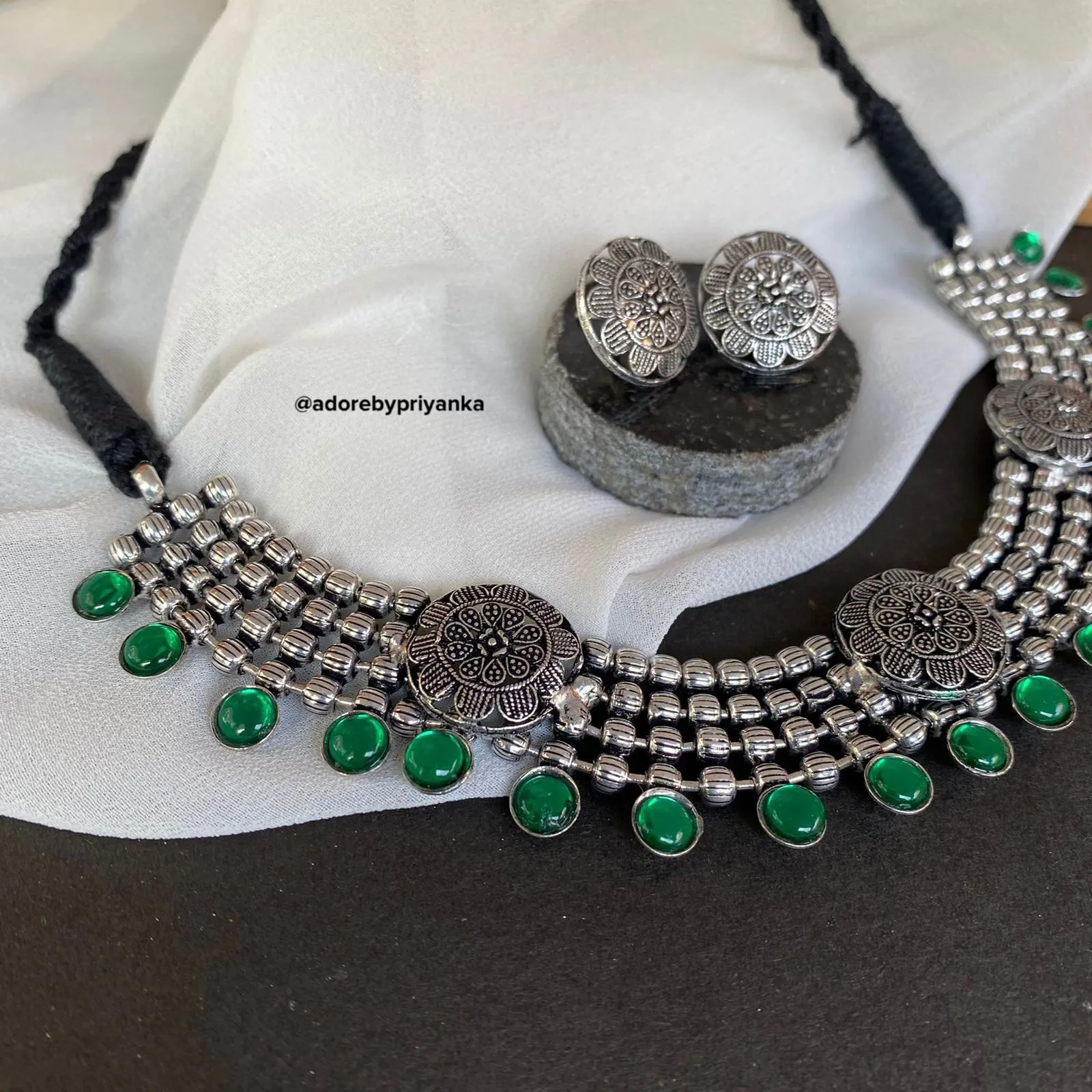 Alaina Neckpiece With Stud
