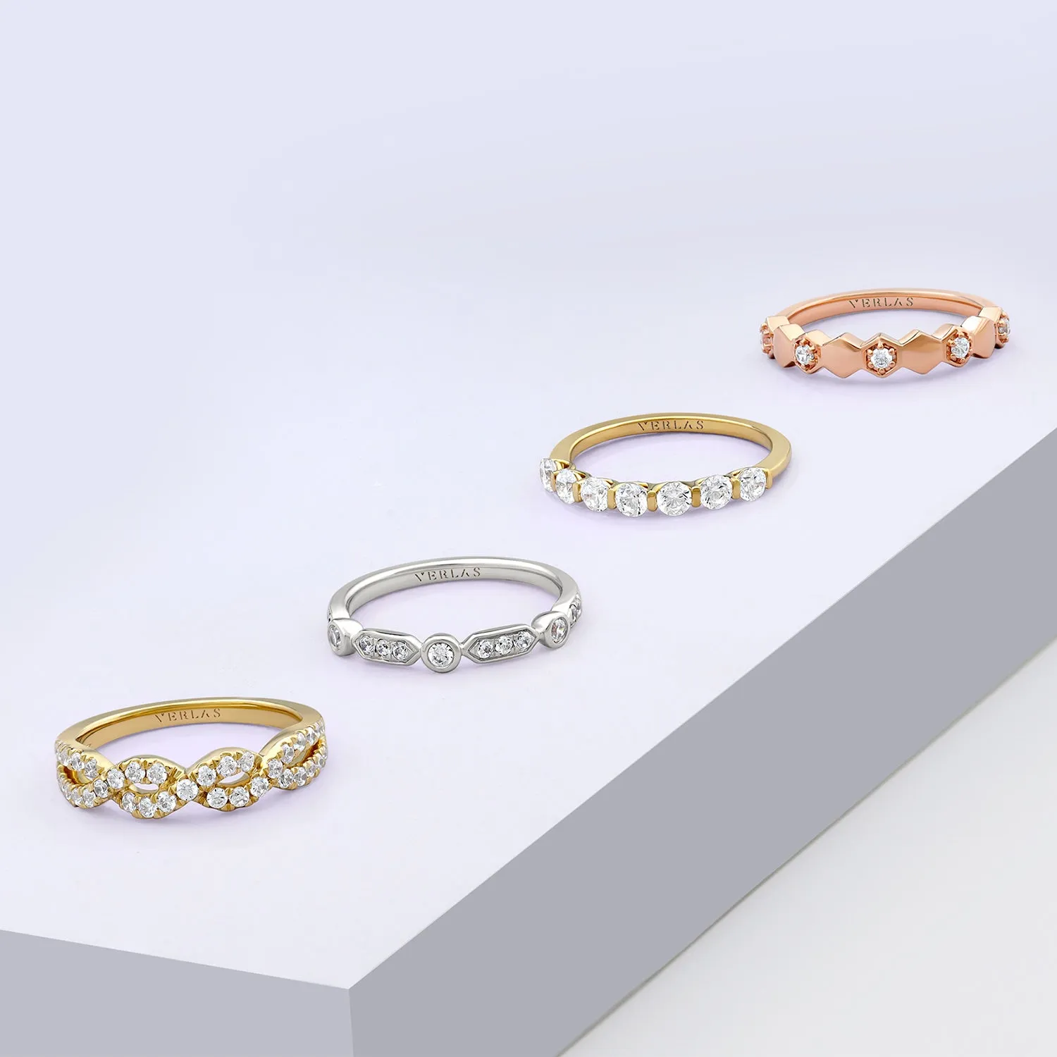 Alternating Diamonds Hexagon Band