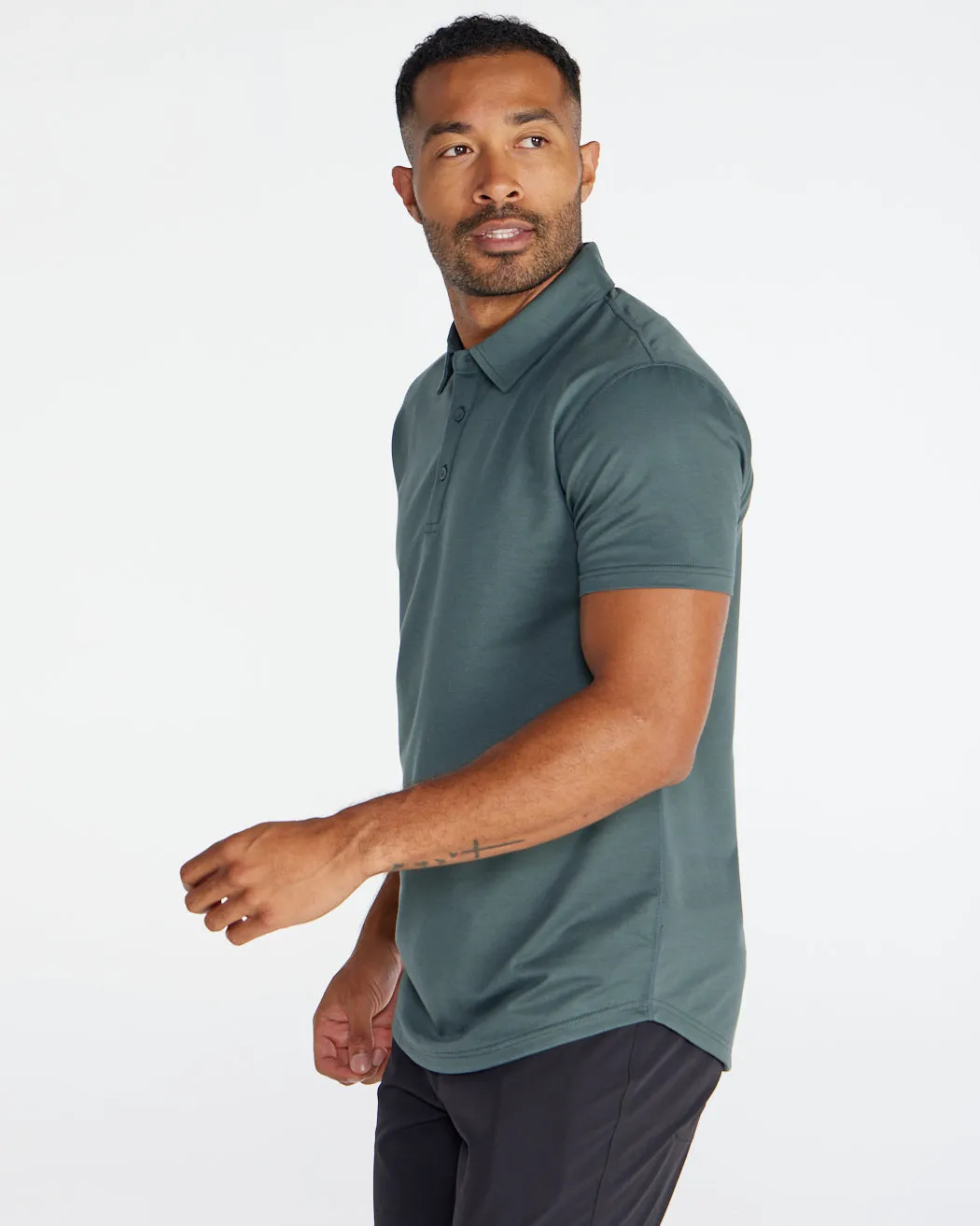 Drop-Cut Polo: BYLT Signature <!-- Size L -->