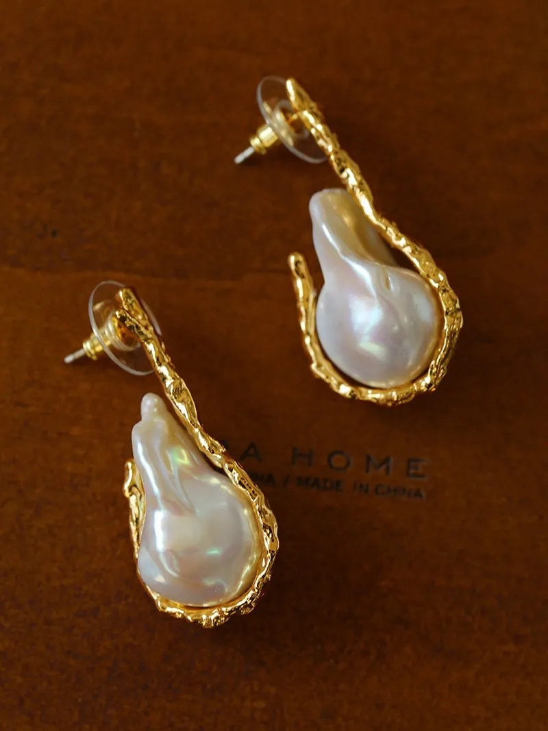 Hooked Branch Baroque Pearl Stud Earrings