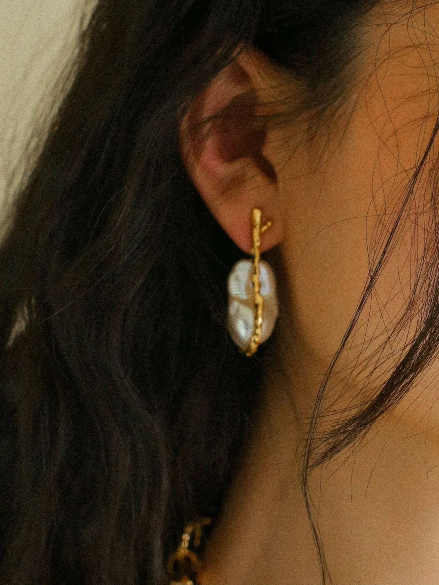 Hooked Branch Baroque Pearl Stud Earrings