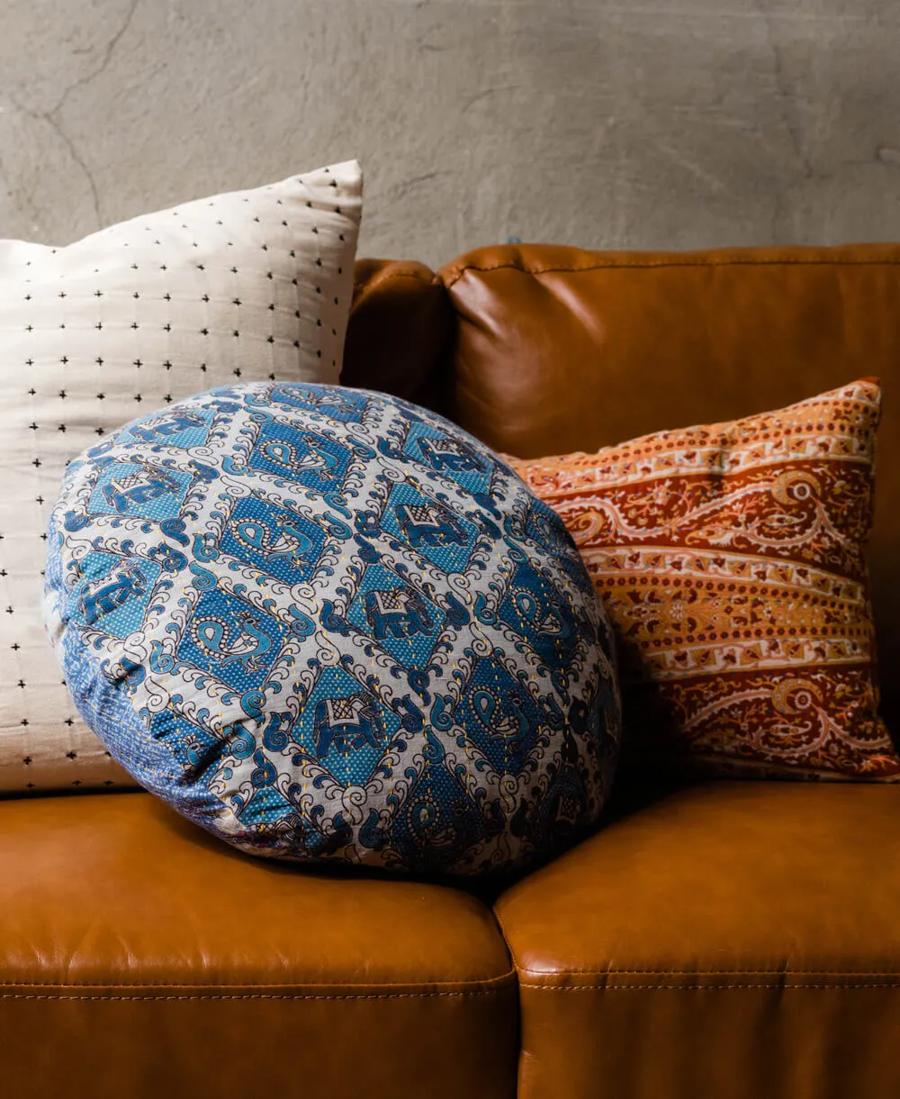 Kantha Round Pillow - No. 230837