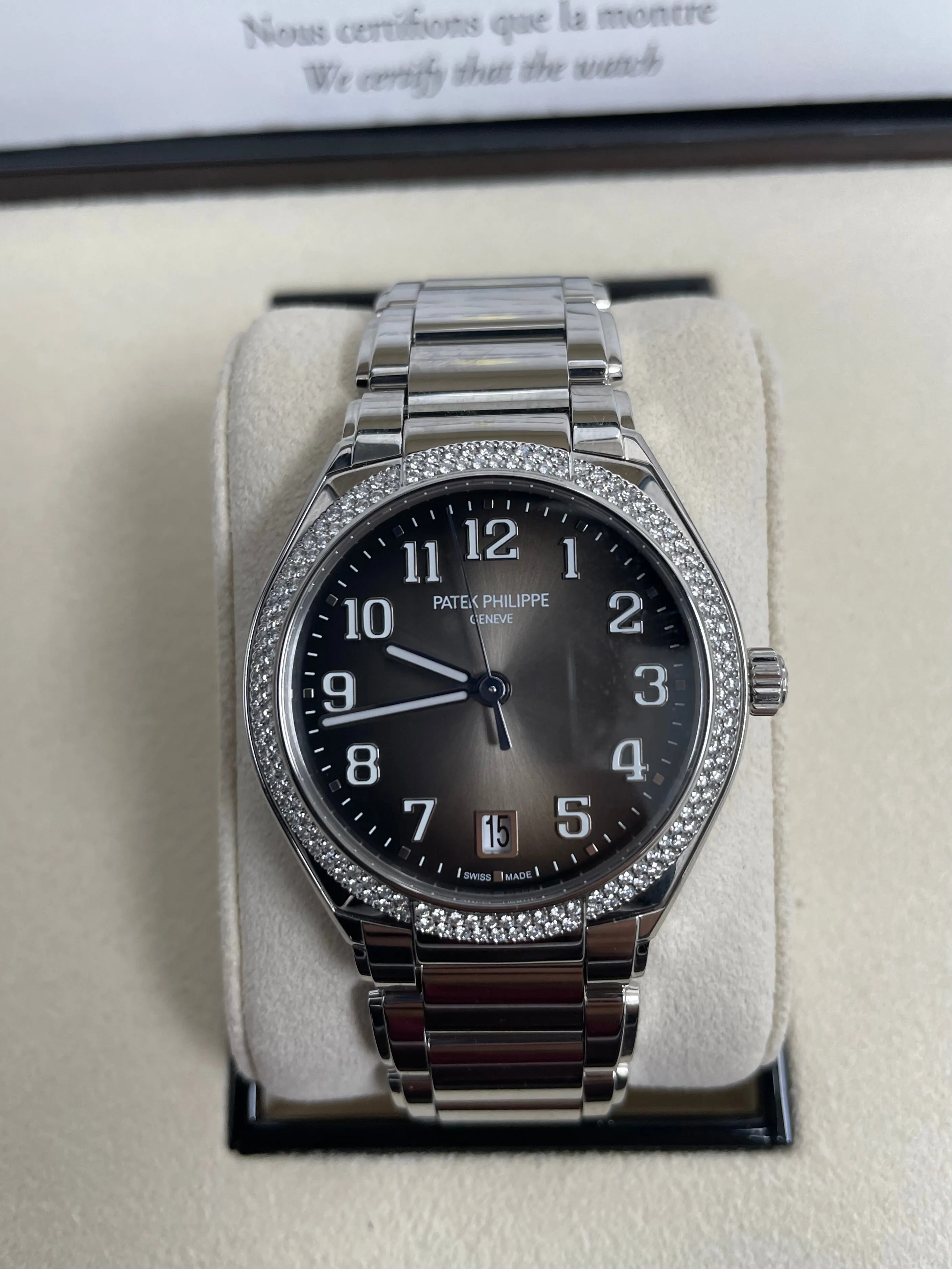 Patek Philippe Twenty~4 Automatic Gray Sunburst  Dial Ladies Watch (Ref # 7300/1200A-010)