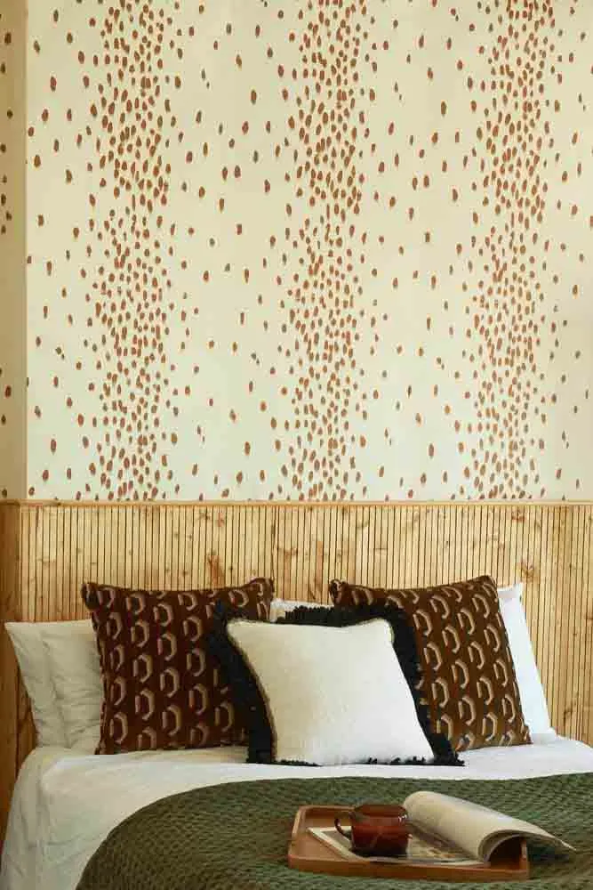 Poodle & Blonde Tottenham Dalmatian Ginger Wallpaper