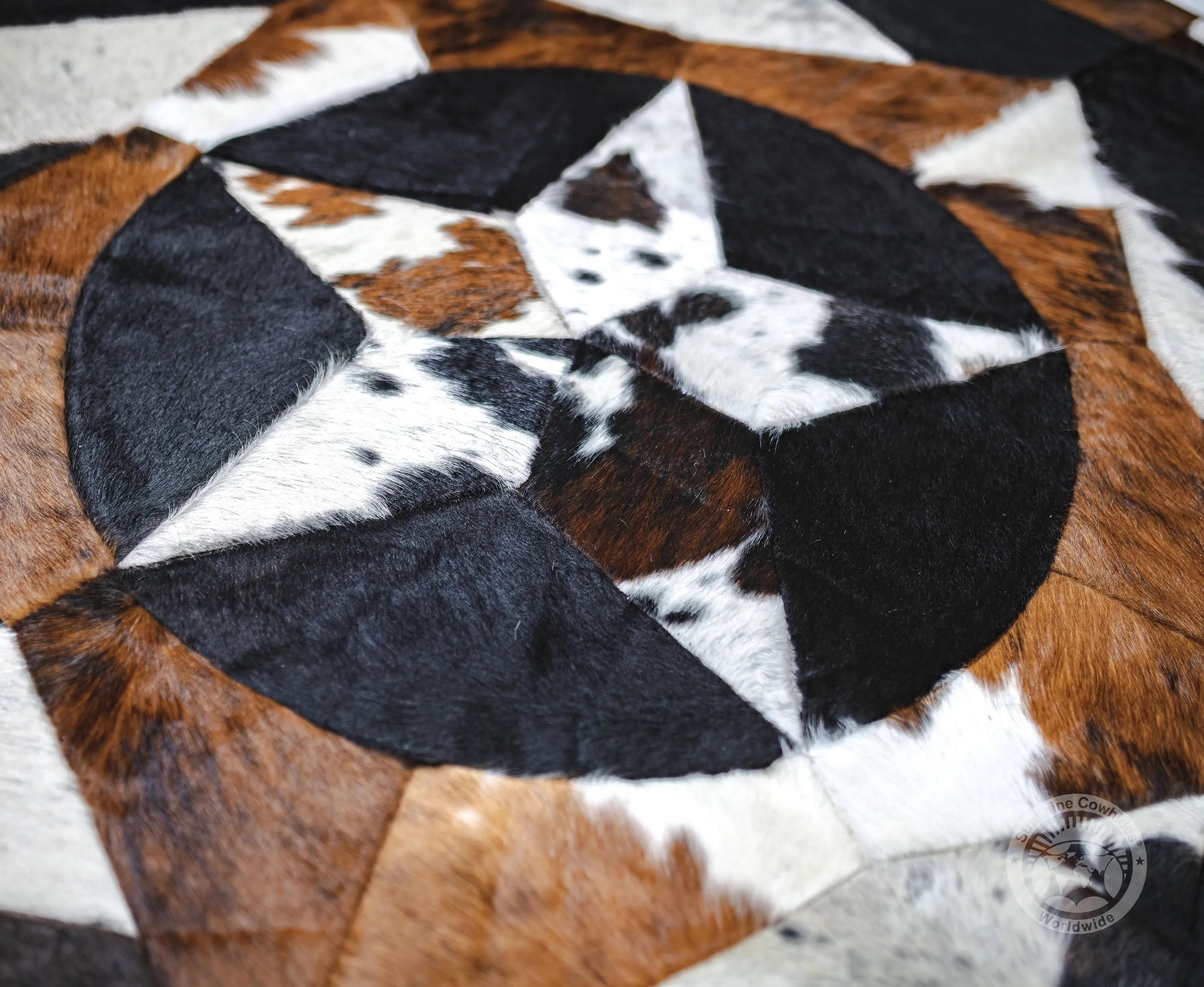 Round Cowhide Rug 60" - Multistar