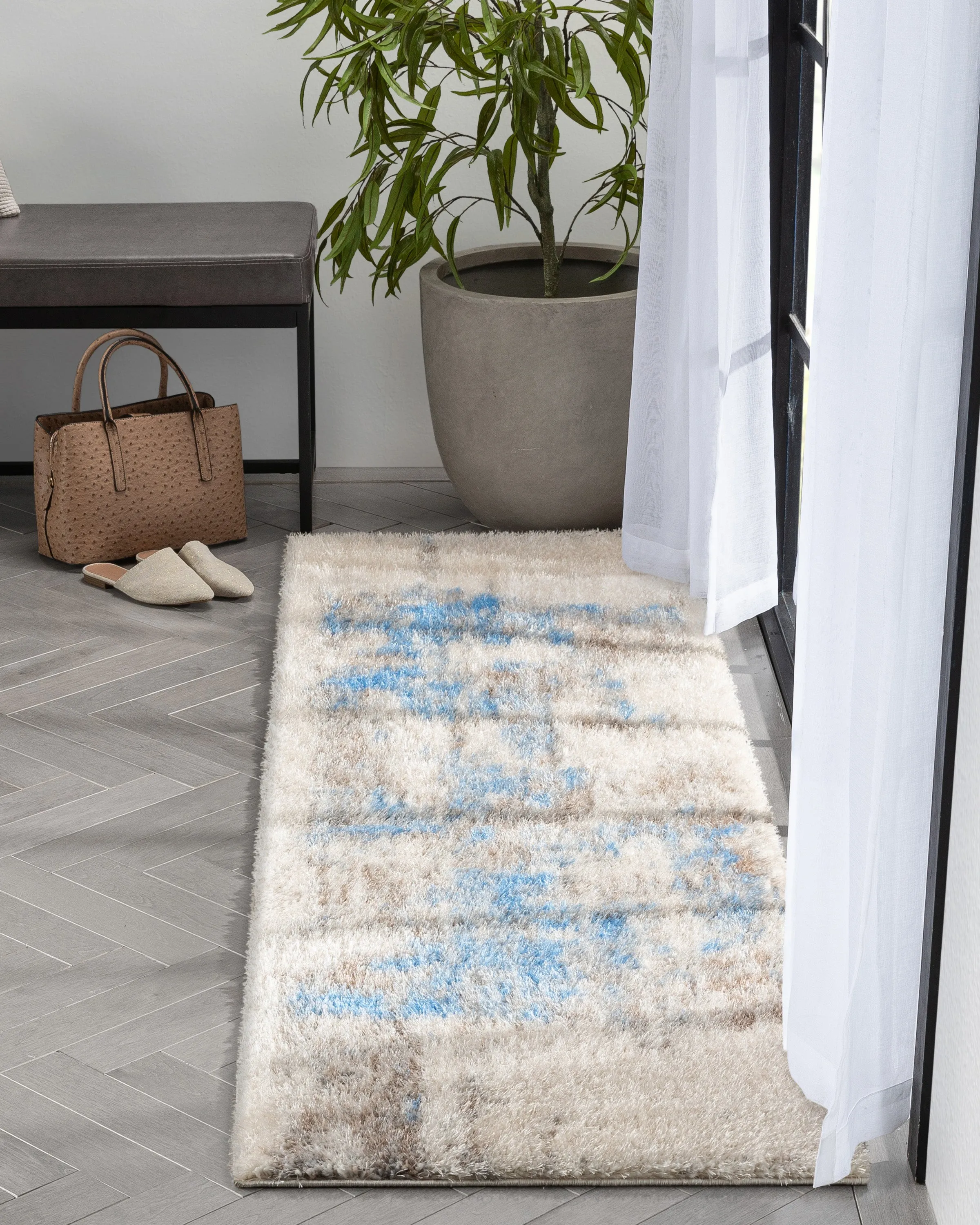 Sariah Modern Abstract Ivory Blue Shag Rug